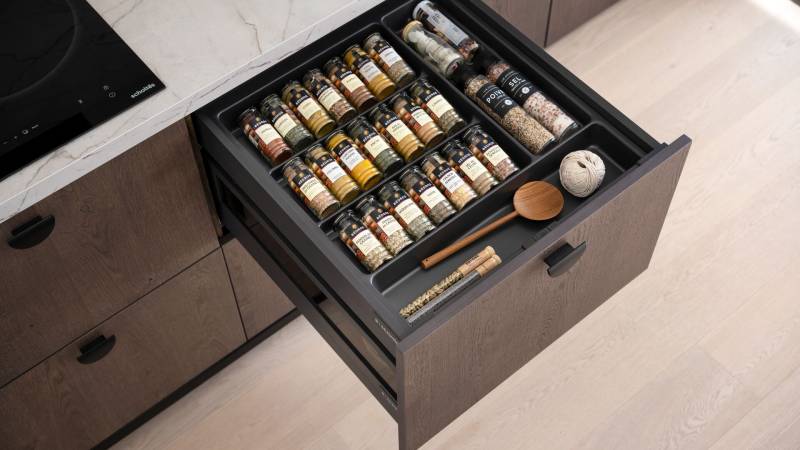 Cuisine équipée élégante aux notes vintage - 